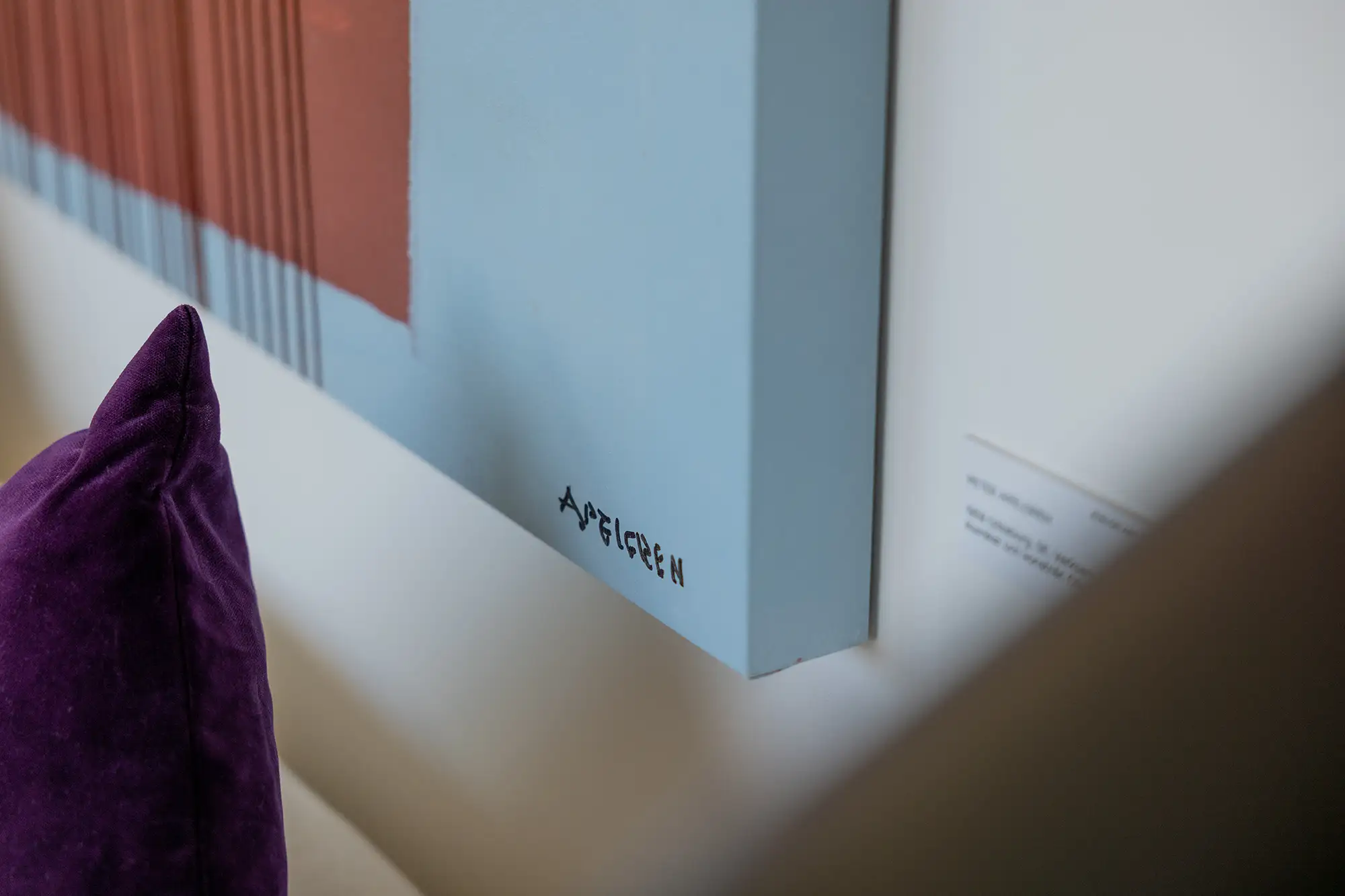 Unik konst i varje hotellrum på Avalon hotel